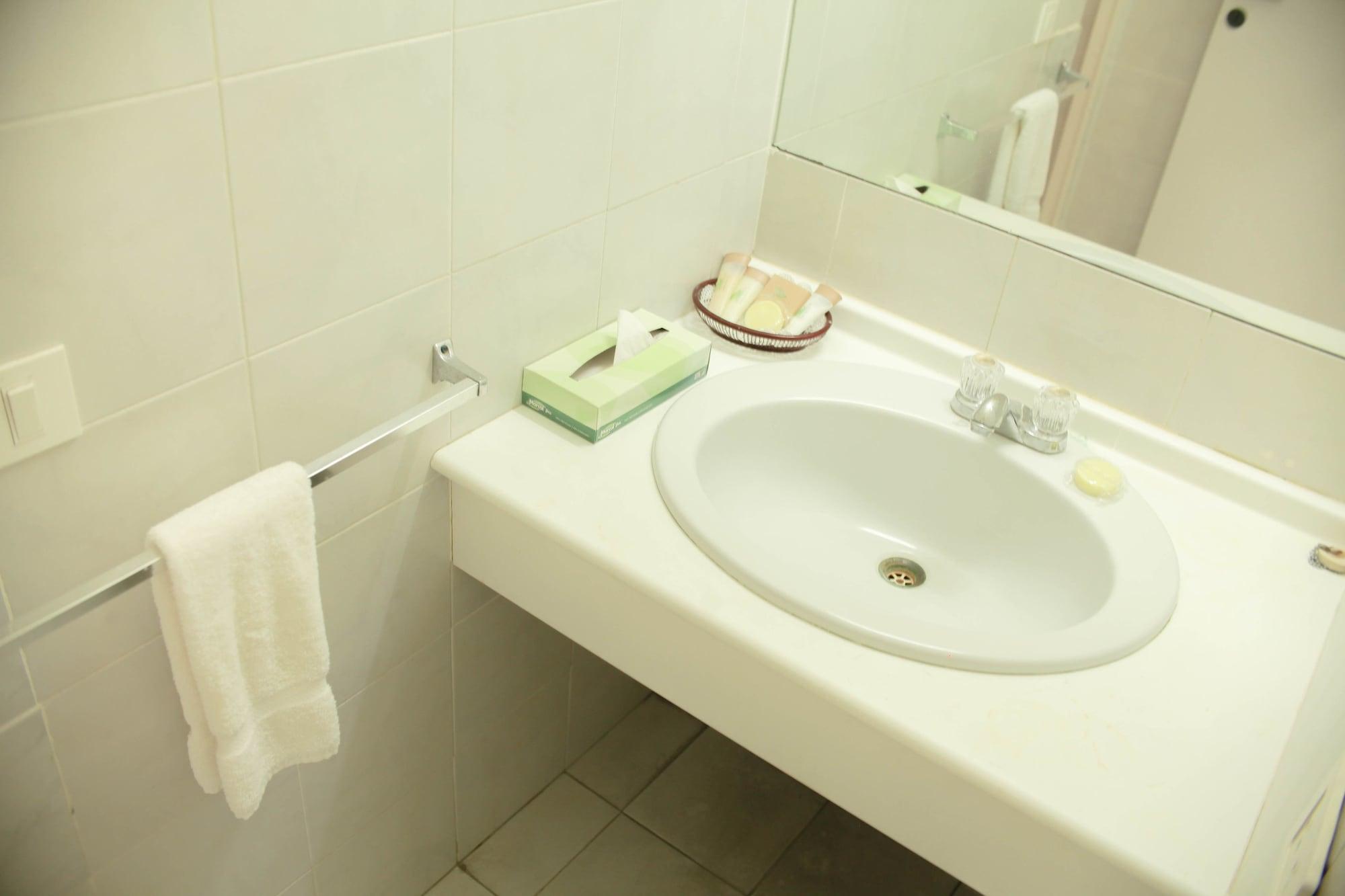 Heritage Hotel St. John's Esterno foto