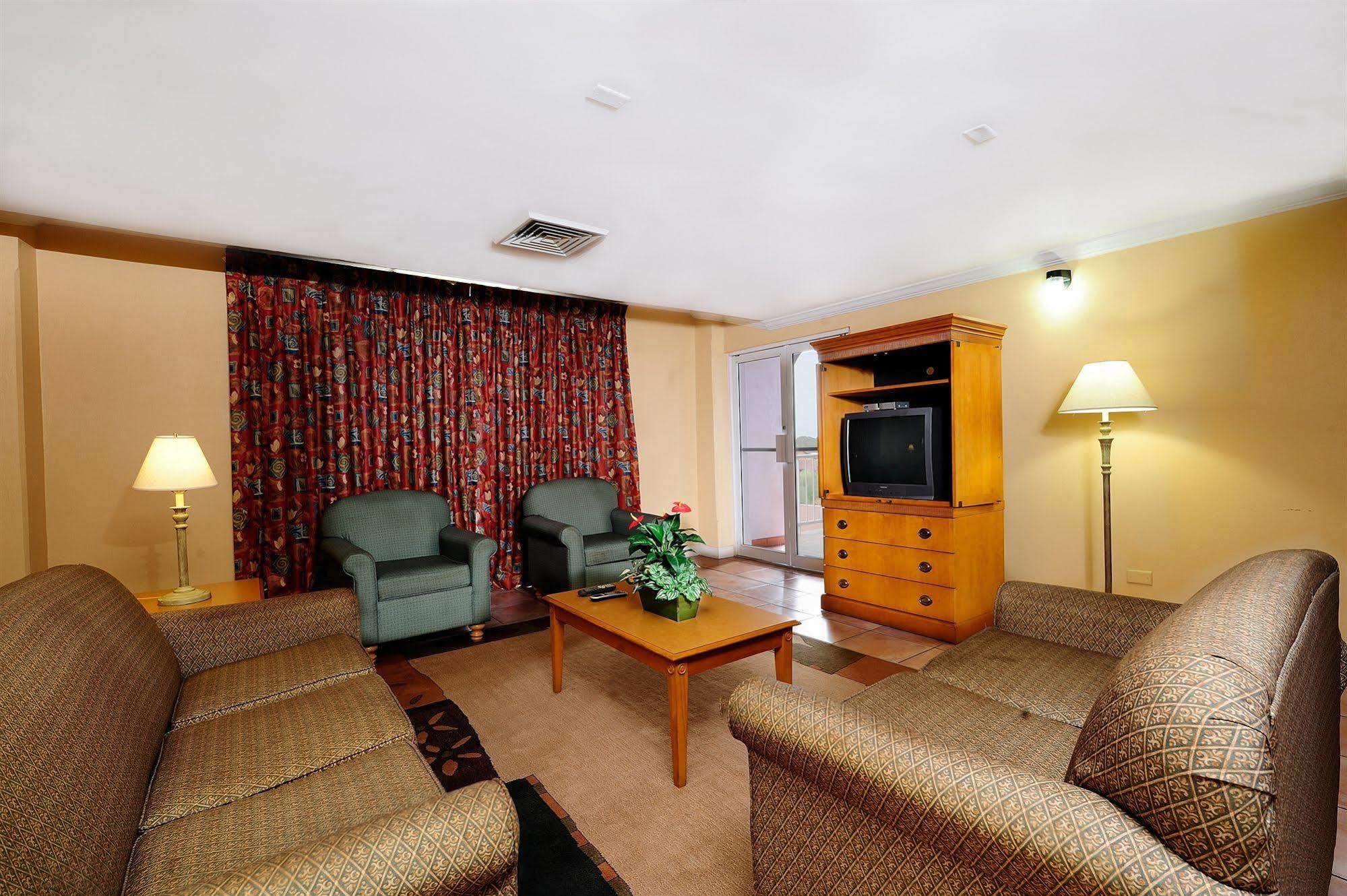 Heritage Hotel St. John's Esterno foto